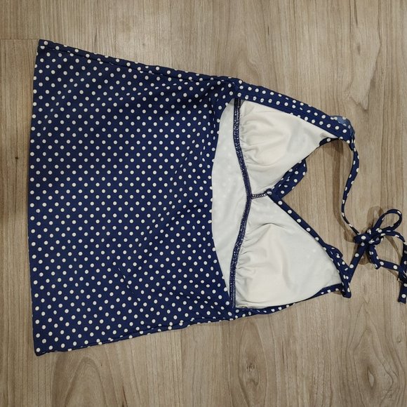 Old navy size medium tankini, 2/$15 - Picture 2 of 3